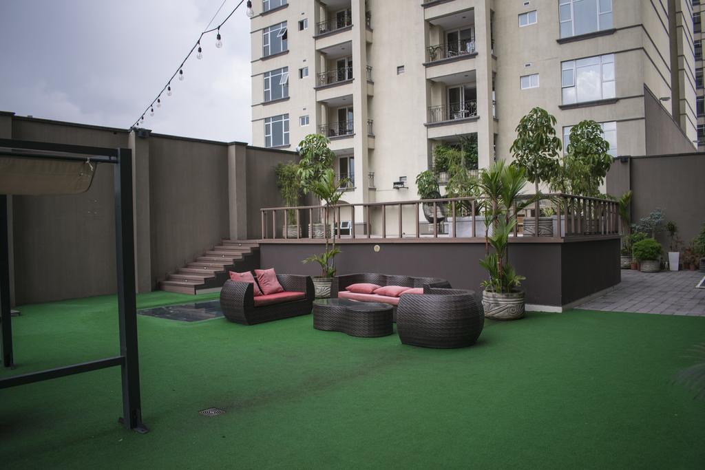 Torres Del Lago Suites And Apartments San José Exterior foto